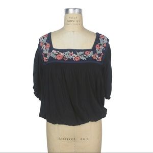 American Eagle Floral Embroidered Black Blouse (Size M)